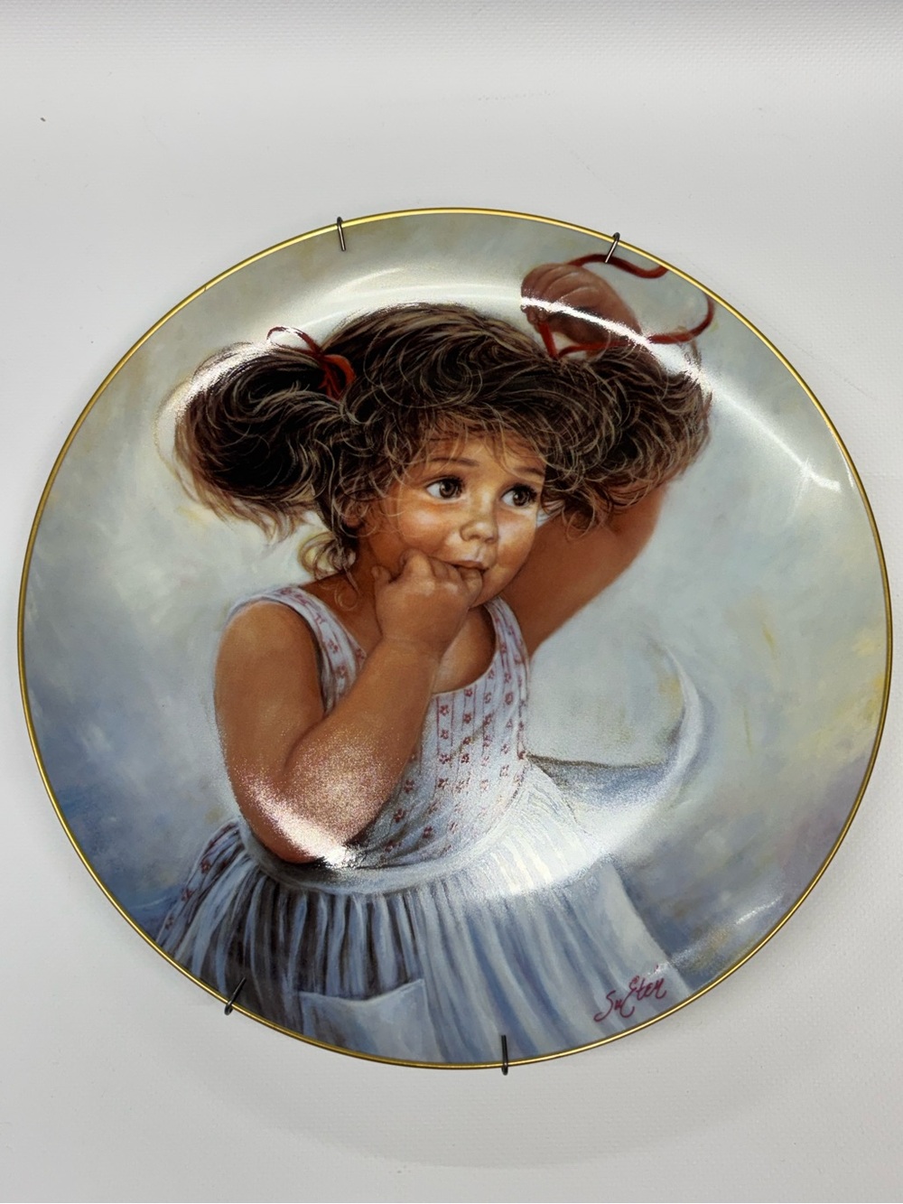 ‘Katy’- Decorative Wall Plate